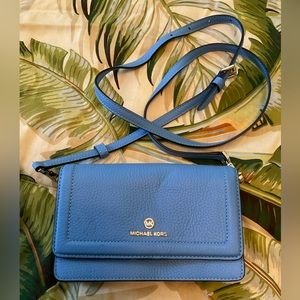 MICHAEL KORS Jet Set Leather Phone / Wallet Crossbody Bag